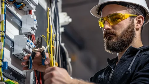 licensed electrical contractor