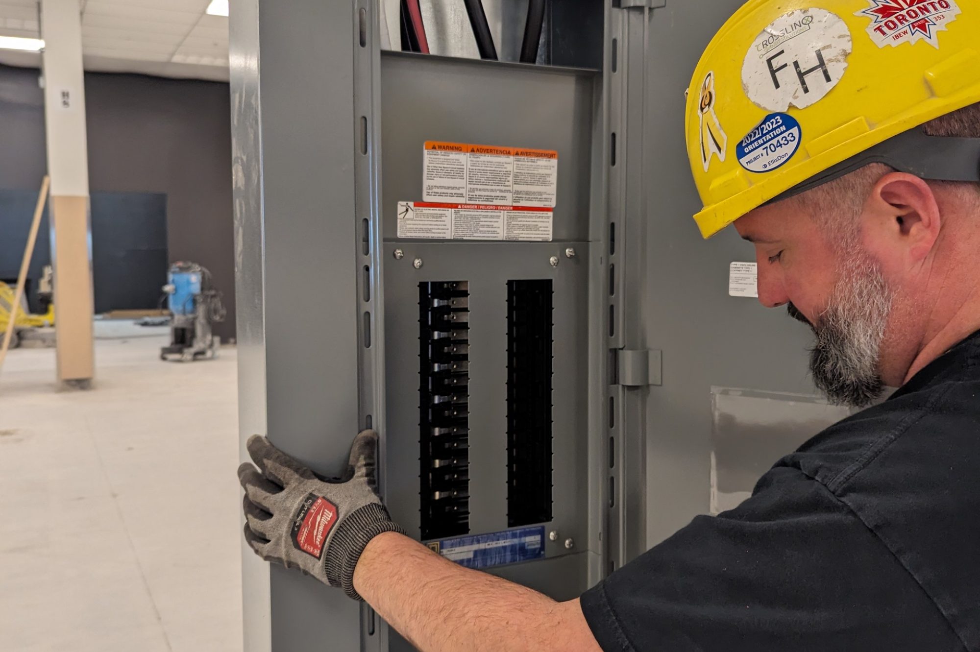 electrical distribution panel